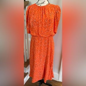 LAST CHANCE NEW Ann Taylor Dress.  Size 8P.  NWOT.  Cute and comfortable!